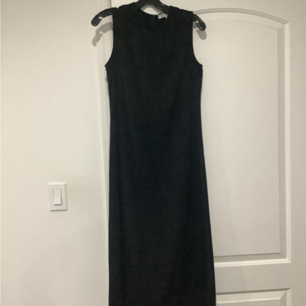 Story by JUNEE Elegant Black Sleeveless Dress